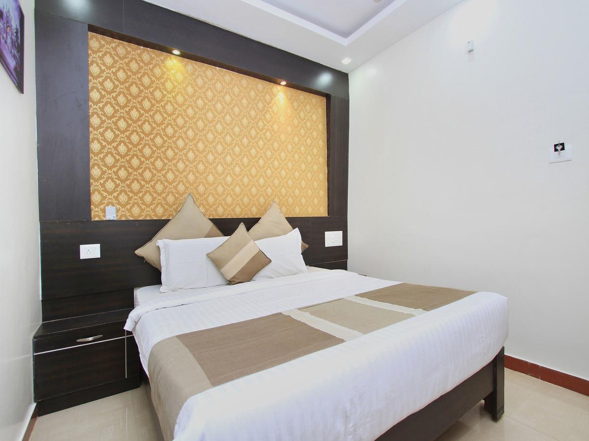 Aishwarya Le Royal Hotel Maiçor Exterior foto